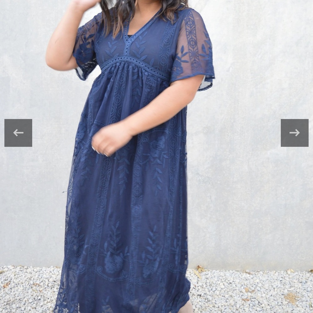 Navy Elegant Lace Maxi Dress